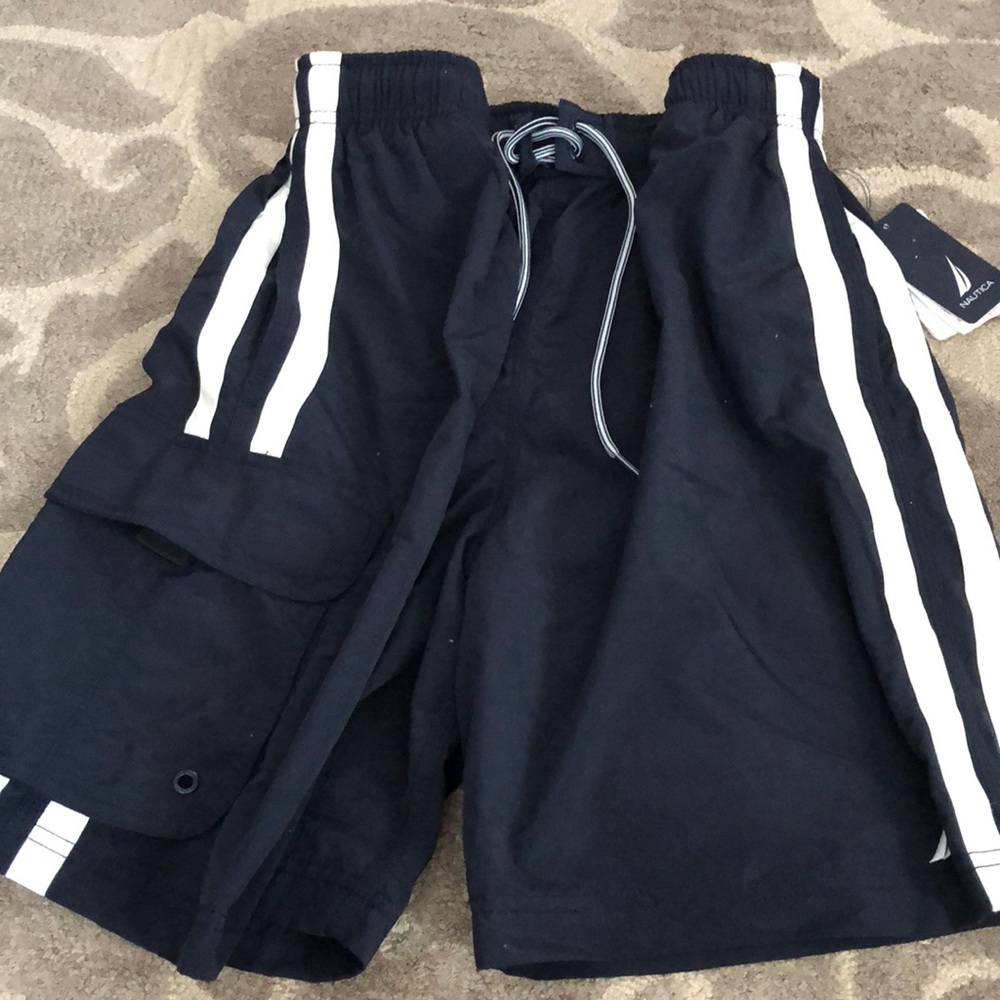 NWT Men’s Nautica swim trunks S/M